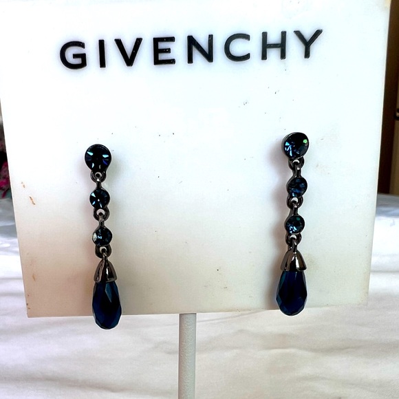 GIVENCHY Blue Crystal Dangling Earrings New on Card Gunmetal Setting - Picture 10 of 10